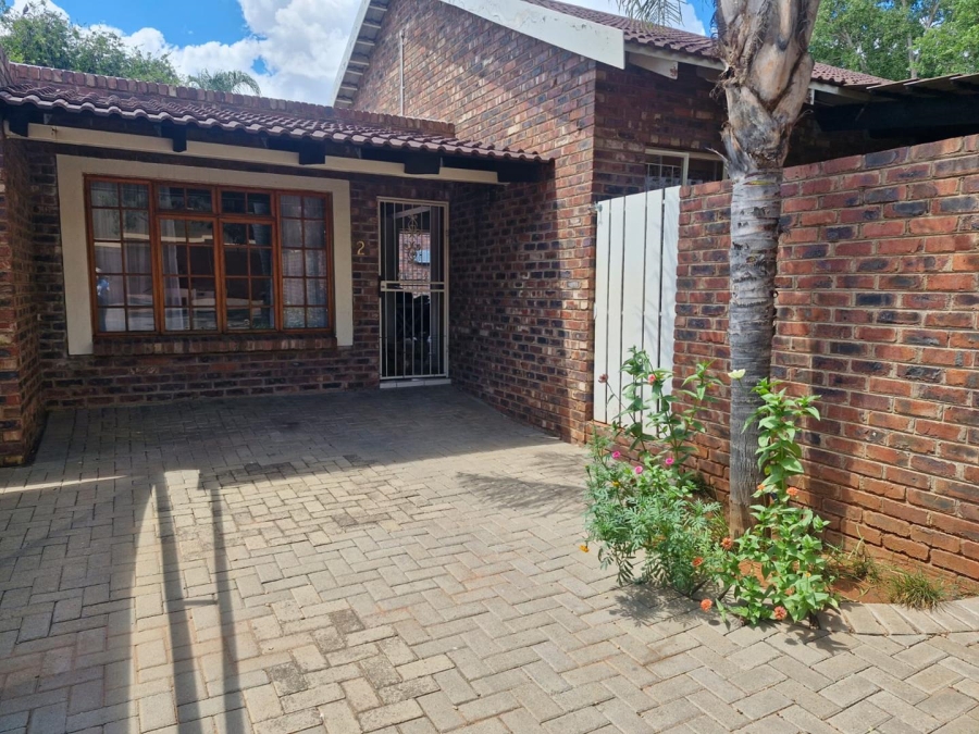 3 Bedroom Property for Sale in Rhodesdene Northern Cape